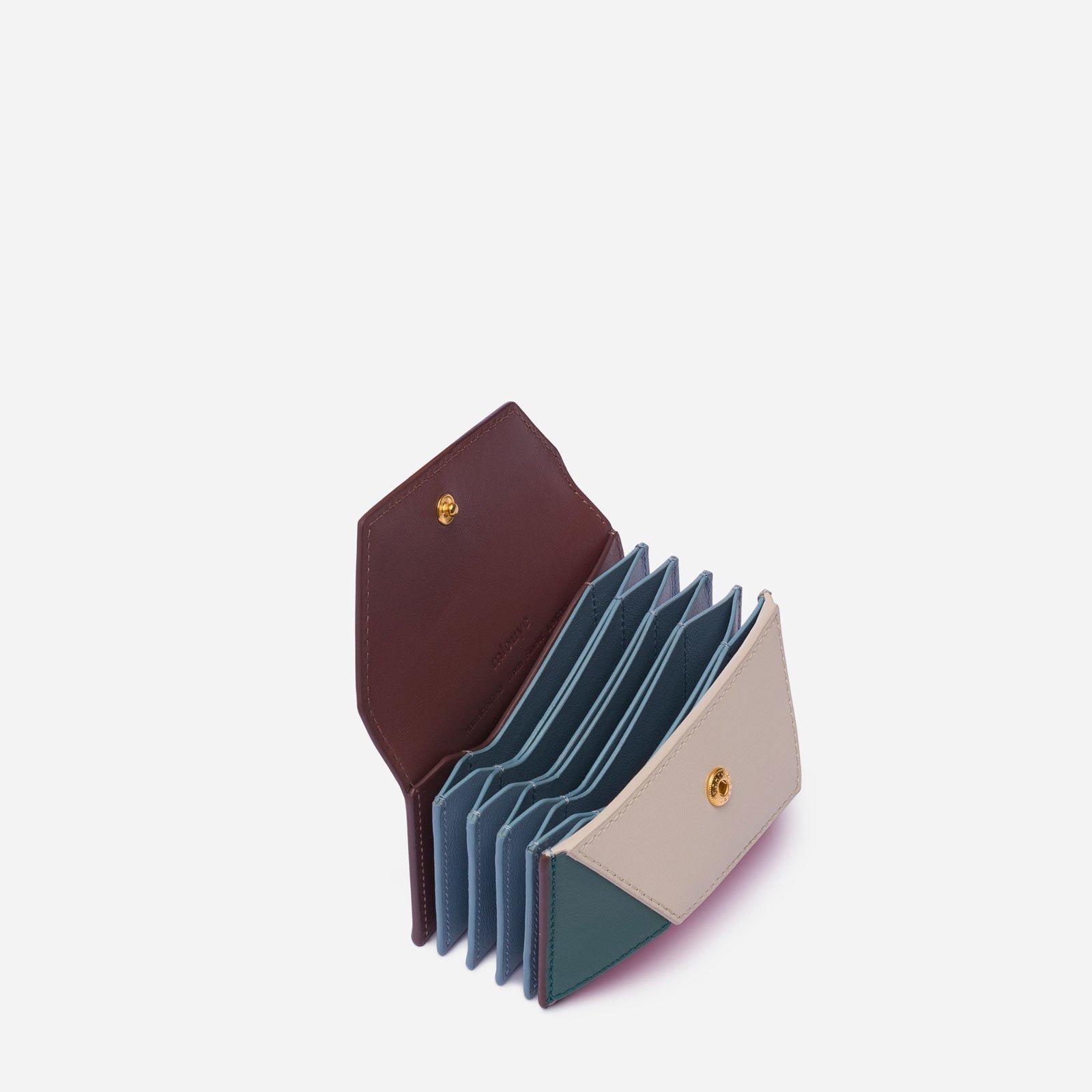 mlouye-naomi-mini-wallet-st-tropez-4_836c735e-d408-4b7b-a1c9-7c7ff3ab545b-1.jpg